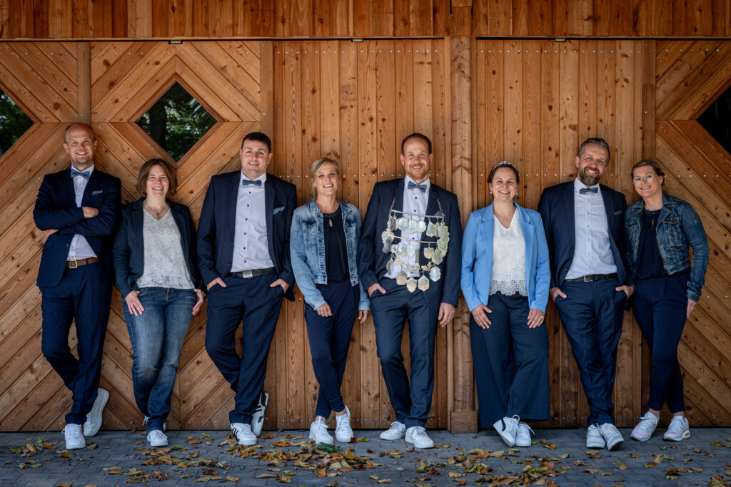 Throngemeinschaft 2024/2025 v.l.n.r. Maik Ostendarp, Kerstin Demey, Sascha Rickert, Birgit Diehl, Philip Demey, Katrin Bente, Dennis Diehl, Sandra Rickert